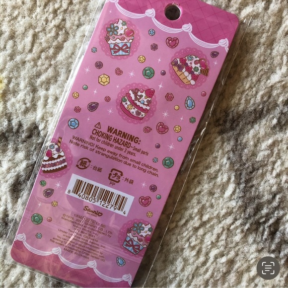 HELLO KITTY NECKLACE - Picture 4 of 4